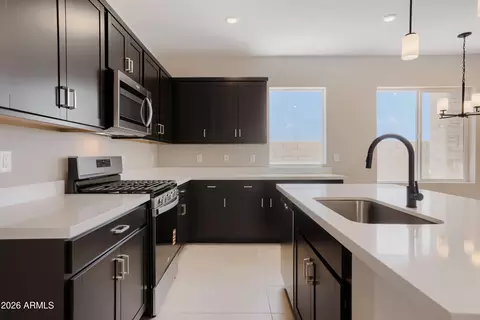 Kitchen - 1834 E Kramer St, Mesa, AZ 85203 photo 3 of 7