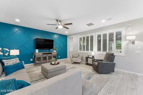 Living - 10535 E Thunderbolt Ave, Mesa, AZ 85212 photo 2 of 3