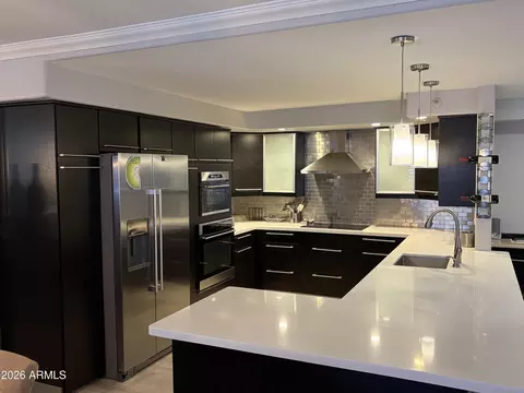 7970 E Camelback Rd #302, Scottsdale, AZ 85251