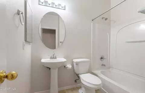 Bath - 4212 E Jasper Dr, Gilbert, AZ 85296 photo 2 of 3