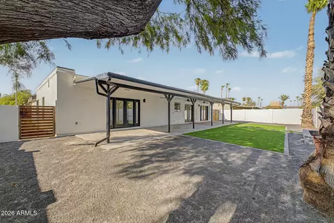 Exterior - 1835 E Manhatton Dr, Tempe, AZ 85282 photo 8 of 8