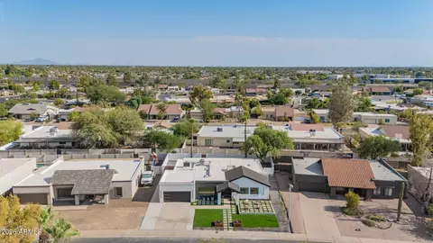 View/Area - 1835 E Manhatton Dr, Tempe, AZ 85282 photo 3 of 8