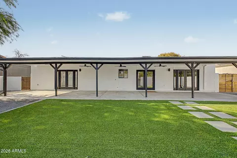 Exterior - 1835 E Manhatton Dr, Tempe, AZ 85282 photo 7 of 8