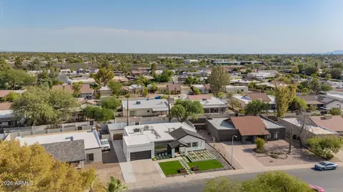 View/Area - 1835 E Manhatton Dr, Tempe, AZ 85282 photo 4 of 8