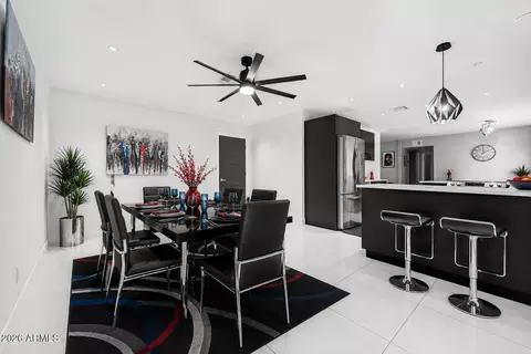 Dining - 3421 W Pershing Ave, Phoenix, AZ 85029 photo 1 of 2