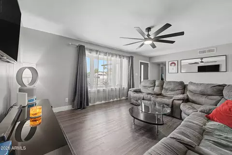 Living - 3421 W Pershing Ave, Phoenix, AZ 85029 photo 1 of 1