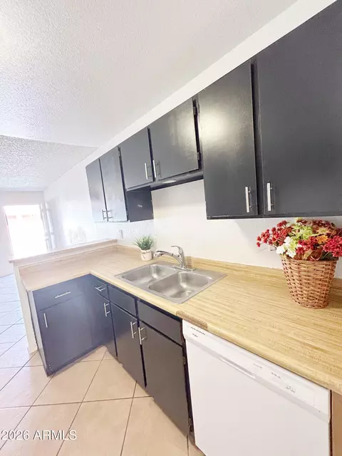 Kitchen - 457 E 9th Ave, Mesa, AZ 85204 photo 2 of 13