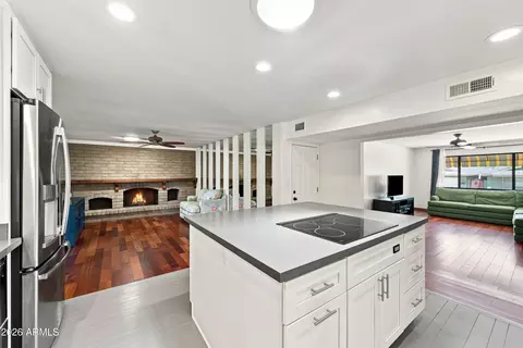 Kitchen - 3827 E Mercer Ln, Phoenix, AZ 85028 photo 1 of 4