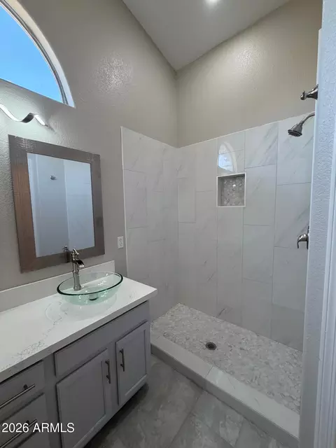 Bath - 2528 E Caballero St, Mesa, AZ 85213 photo 4 of 8