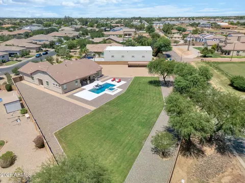 5481 S Crosscreek Dr, Chandler, AZ 85249