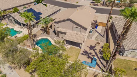 View/Area - 1098 S Roca St, Gilbert, AZ 85296 photo 4 of 9
