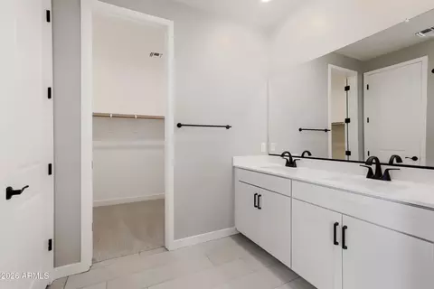 Bath - 1839 E Kramer St, Mesa, AZ 85203 photo 1 of 4