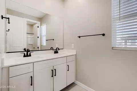 Bath - 1839 E Kramer St, Mesa, AZ 85203 photo 2 of 4