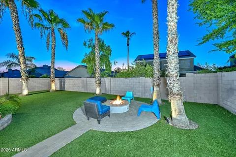 Exterior - 4236 E Tether Trl, Phoenix, AZ 85050 photo 7 of 12
