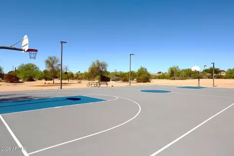 View/Area - 4236 E Tether Trl, Phoenix, AZ 85050 photo 2 of 2