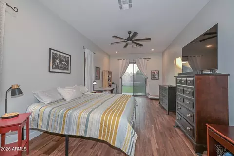 Bedroom - 4236 E Tether Trl, Phoenix, AZ 85050 photo 4 of 5