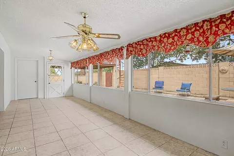 Exterior - 2302 E Lincoln Cir, Phoenix, AZ 85016 photo 5 of 8