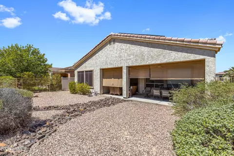 Exterior - 4665 E Blue Spruce Ln, Gilbert, AZ 85298 photo 6 of 9