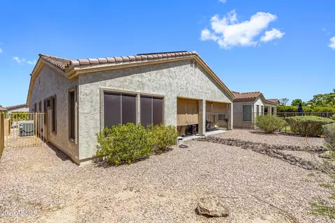 Exterior - 4665 E Blue Spruce Ln, Gilbert, AZ 85298 photo 5 of 9