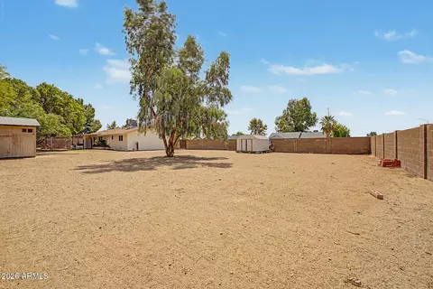 Exterior - 6402 E Princess Dr, Mesa, AZ 85205 photo 8 of 11
