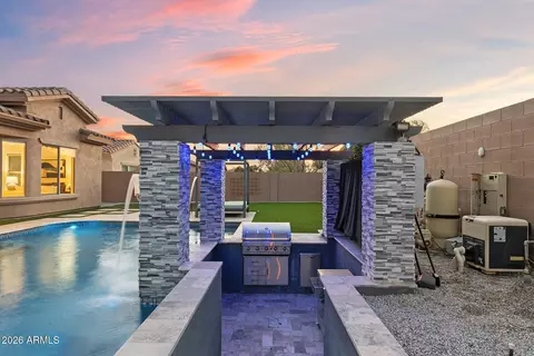 Exterior - 3986 E Beechnut Pl, Chandler, AZ 85249 photo 7 of 18