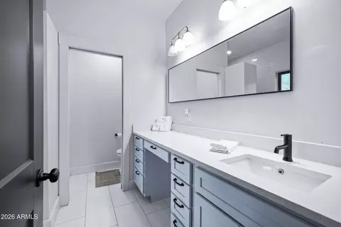 Bath - 1019 S Juniper St, Eagar, AZ 85925 photo 7 of 8