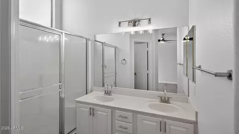 Bath - 176 W Dublin St, Gilbert, AZ 85233 photo 2 of 2