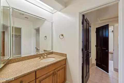 Bath - 1435 E Rancho Dr, Phoenix, AZ 85014 photo 1 of 10