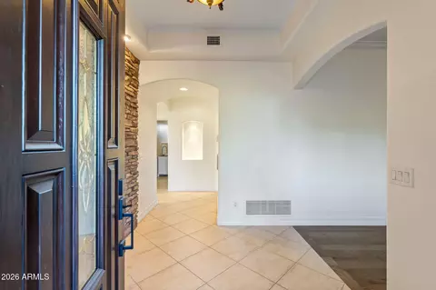 Entry Way - 1435 E Rancho Dr, Phoenix, AZ 85014 photo 1 of 3