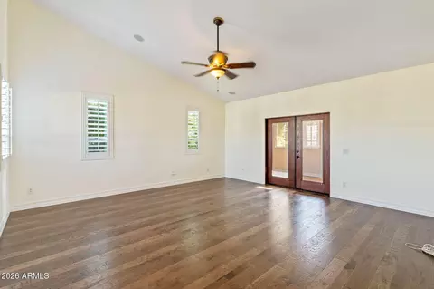 Living - 1435 E Rancho Dr, Phoenix, AZ 85014 photo 6 of 9