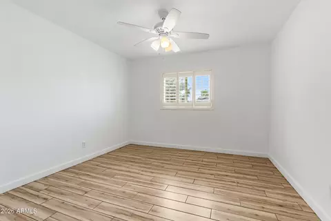 Bedroom - 2534 E Meadowbrook Ave, Phoenix, AZ 85016 photo 2 of 3