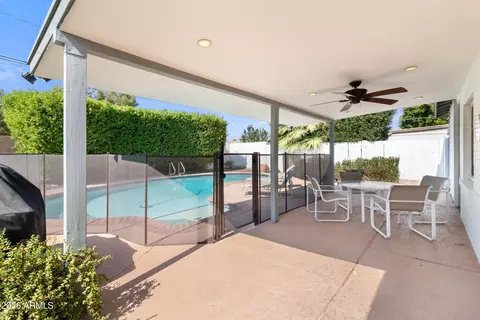Exterior - 2534 E Meadowbrook Ave, Phoenix, AZ 85016 photo 4 of 6
