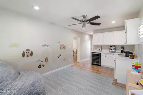 Entry Way - 2534 E Meadowbrook Ave, Phoenix, AZ 85016 photo 1 of 1