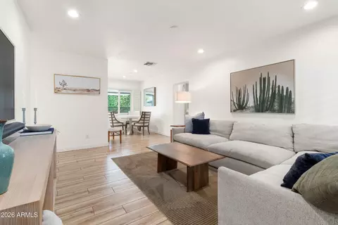 Living - 2534 E Meadowbrook Ave, Phoenix, AZ 85016 photo 1 of 1