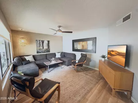 Living - 333 E Taylor St, Tempe, AZ 85288 photo 1 of 1