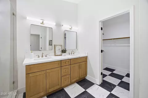 Bath - 6629 E Fairbrook Cir, Mesa, AZ 85205 photo 1 of 3