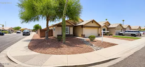 3519 W Questa Dr, Glendale, AZ 85310