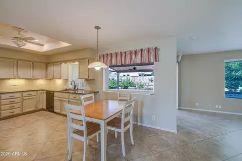 Kitchen - 8250 E Naranja Ave, Mesa, AZ 85209 photo 6 of 6