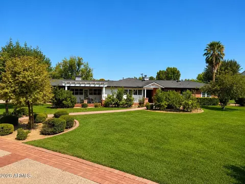 Exterior - 334 E Glenn Dr, Phoenix, AZ 85020 photo 1 of 30