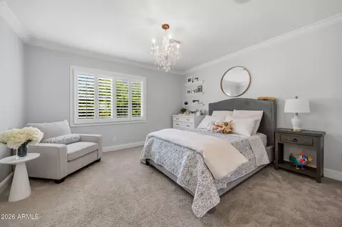 Bedroom - 334 E Glenn Dr, Phoenix, AZ 85020 photo 4 of 6