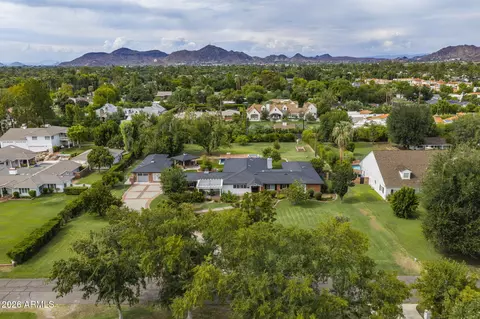 View/Area - 334 E Glenn Dr, Phoenix, AZ 85020 photo 7 of 8