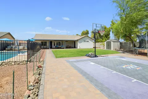Exterior - 11355 E Rutledge Ave, Mesa, AZ 85212 photo 9 of 11
