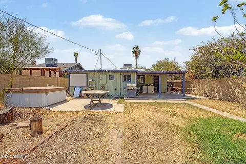Exterior - 1106 E Palm Ln, Phoenix, AZ 85006 photo 4 of 10