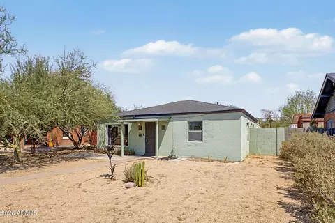 Exterior - 1106 E Palm Ln, Phoenix, AZ 85006 photo 8 of 10