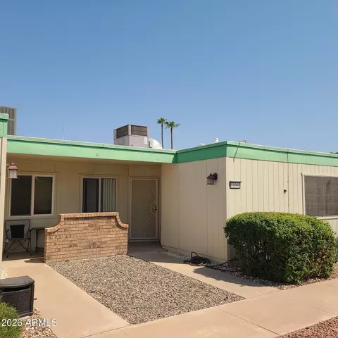 11066 W Coggins Dr, Sun City, AZ 85351