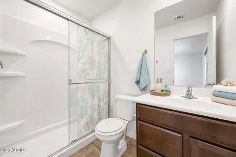 Bath - 13096 E Aster Ln, Florence, AZ 85132 photo 1 of 3