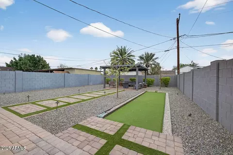 Exterior - 1513 E Sheridan St, Phoenix, AZ 85006 photo 6 of 7