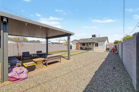 Exterior - 1513 E Sheridan St, Phoenix, AZ 85006 photo 7 of 7