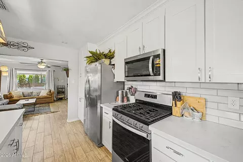 Kitchen - 1513 E Sheridan St, Phoenix, AZ 85006 photo 5 of 5