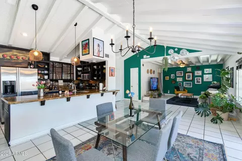 Dining - 825 E Piute Ave, Phoenix, AZ 85024 photo 4 of 4